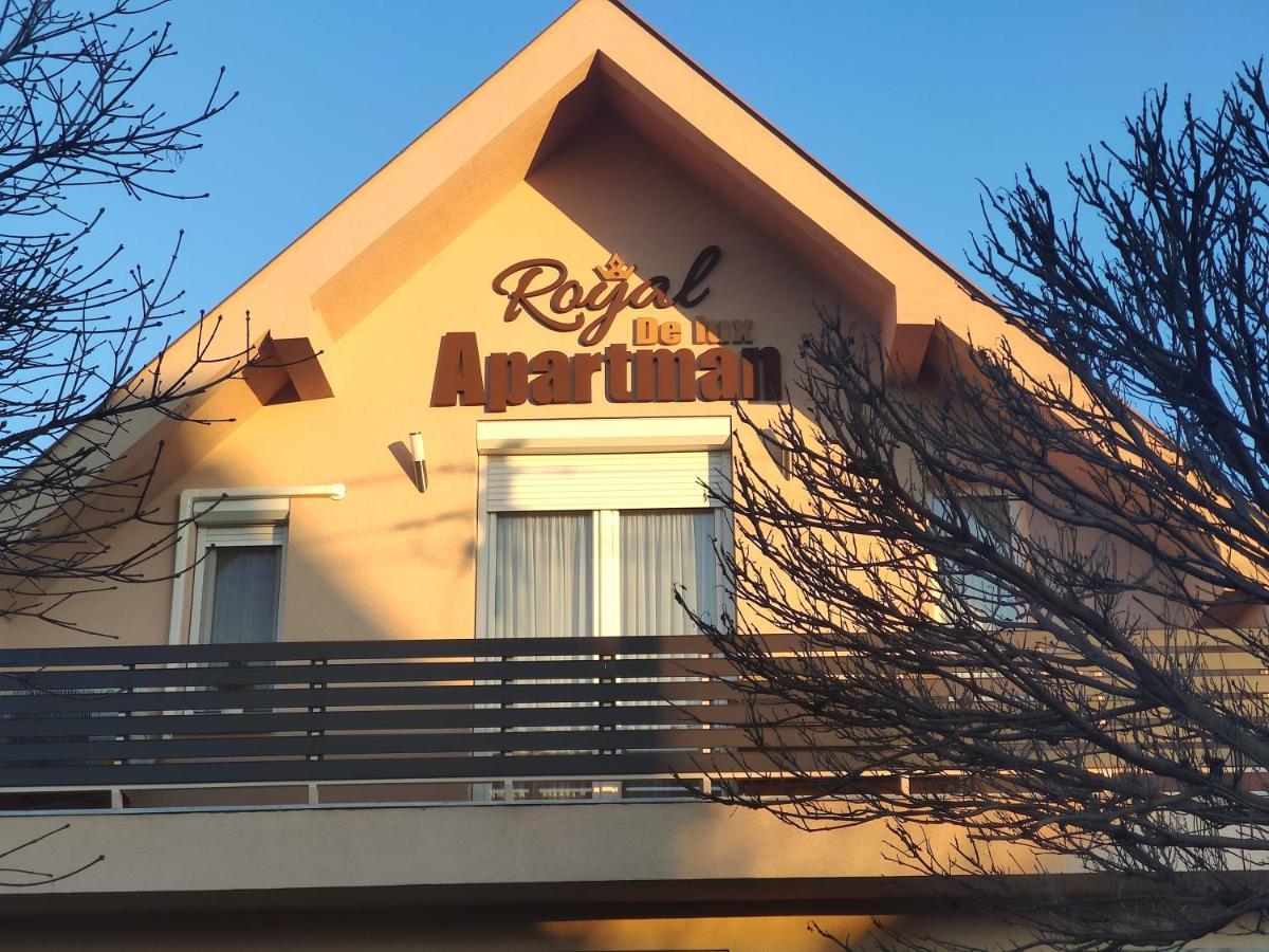 Royal De Lux Apartment Hajduszoboszlo Exterior photo